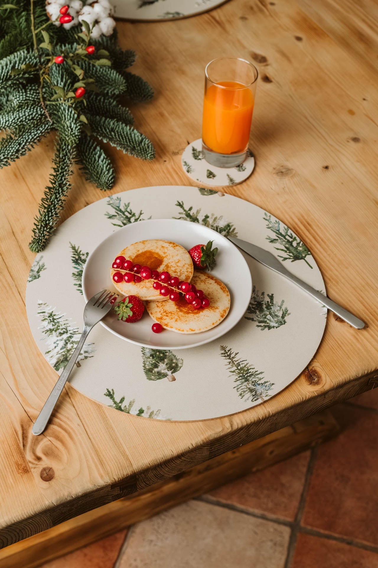 Set 4 sottopiatti + Set 4 sottobicchieri Foresta Nordica