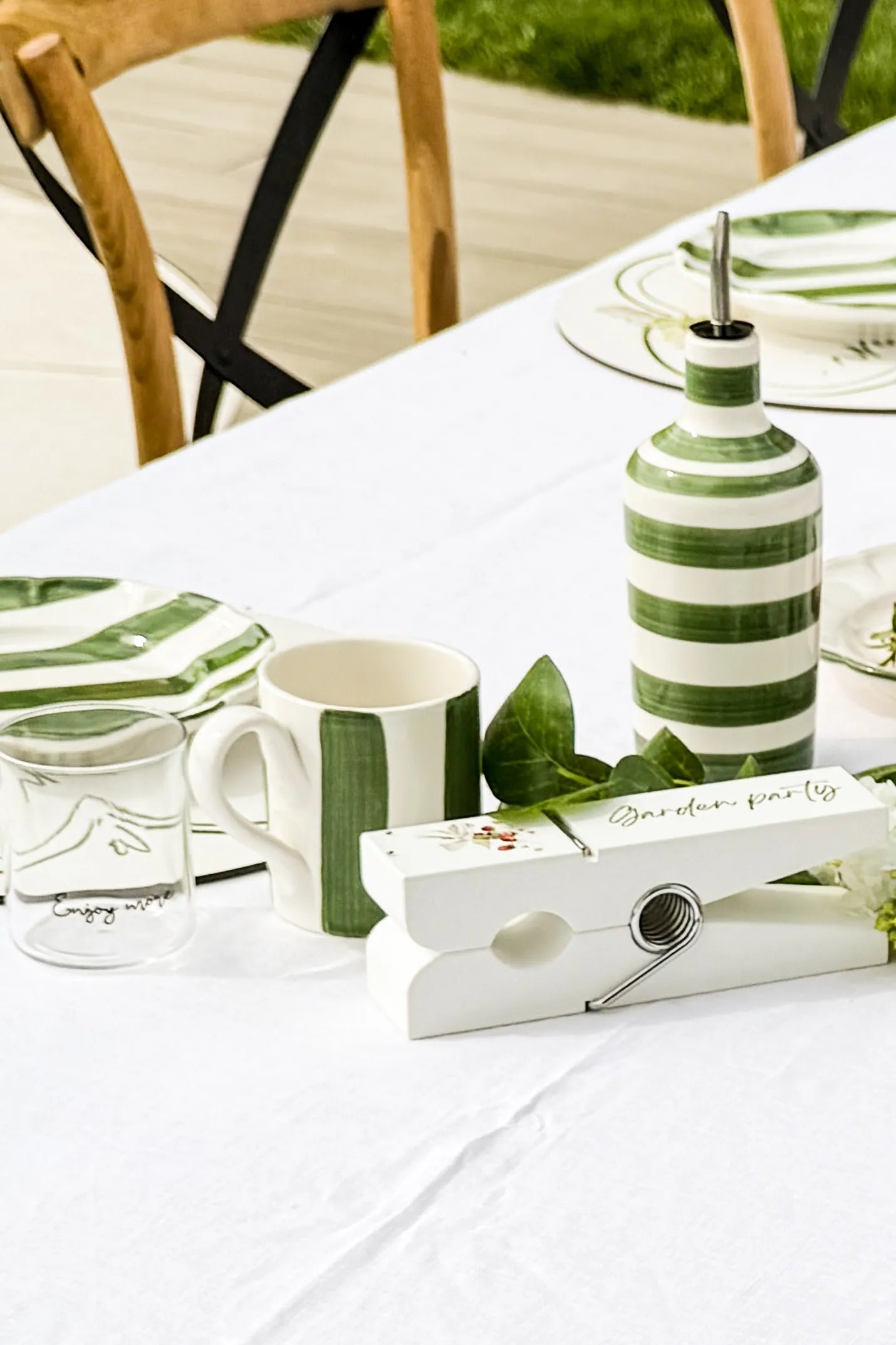 Tazza Mug in Ceramica Righe Verdi - Slow Living, la Tavola in Stile Dolce Vita