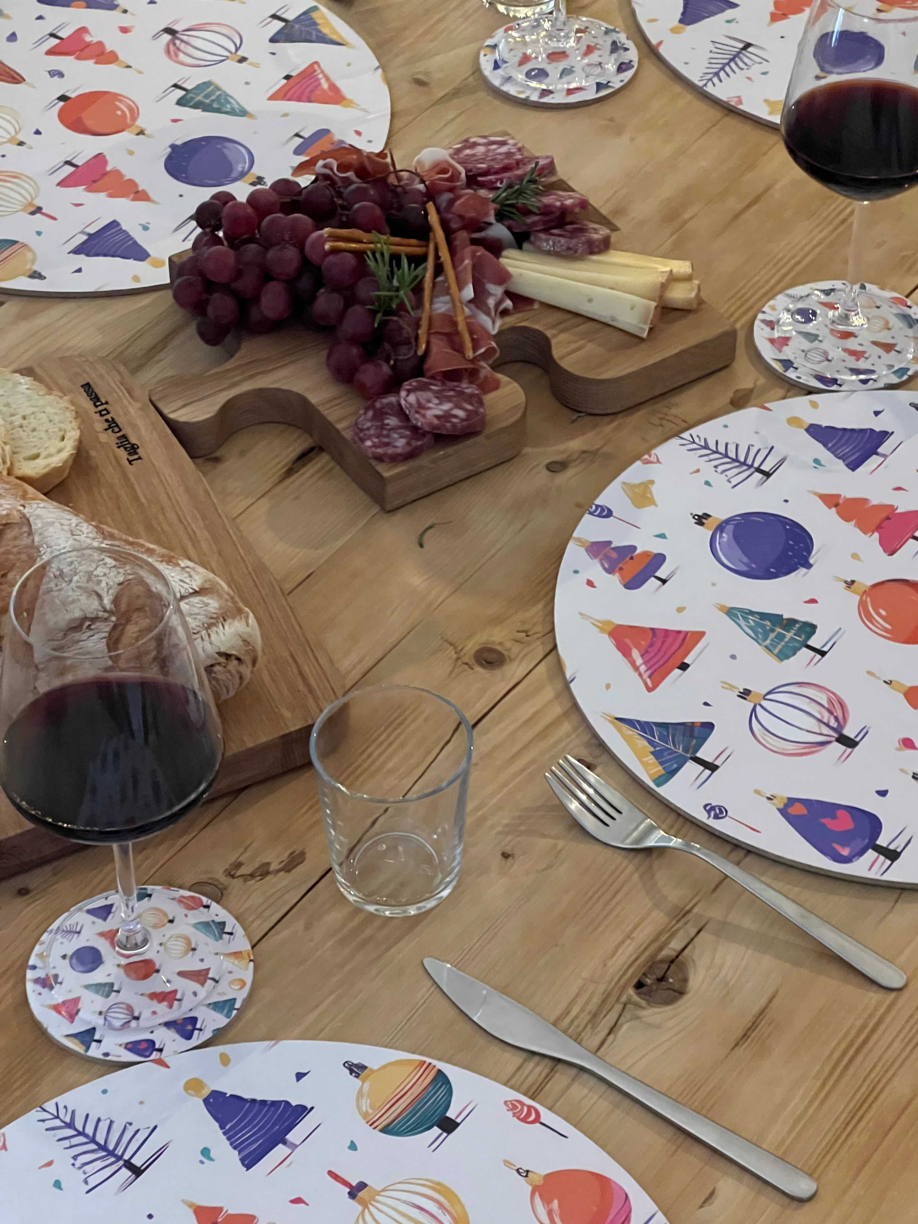 Sottopiatto natalizio colorato