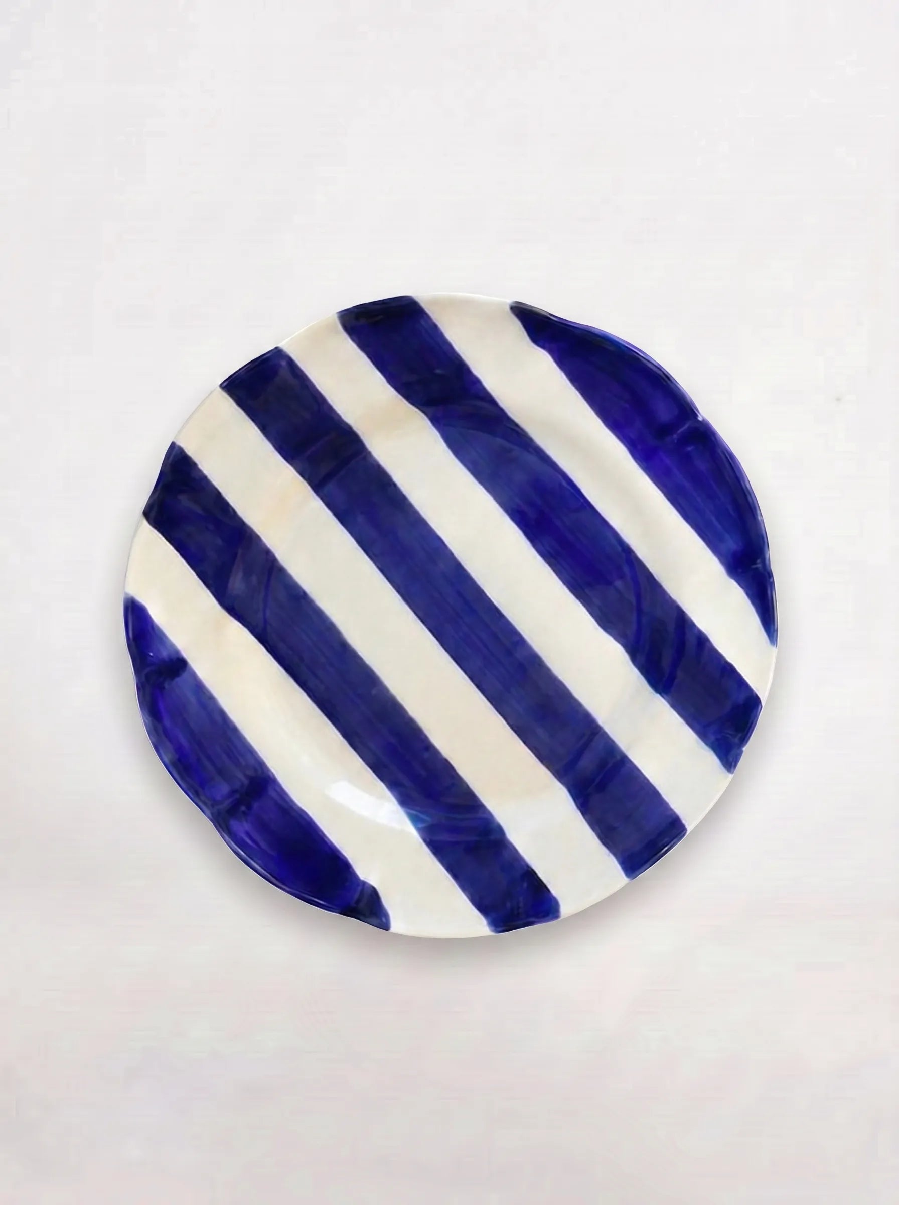 Set Due Piatti in Ceramica Righe Blu - Slow Living, la Tavola in Stile Dolce Vita